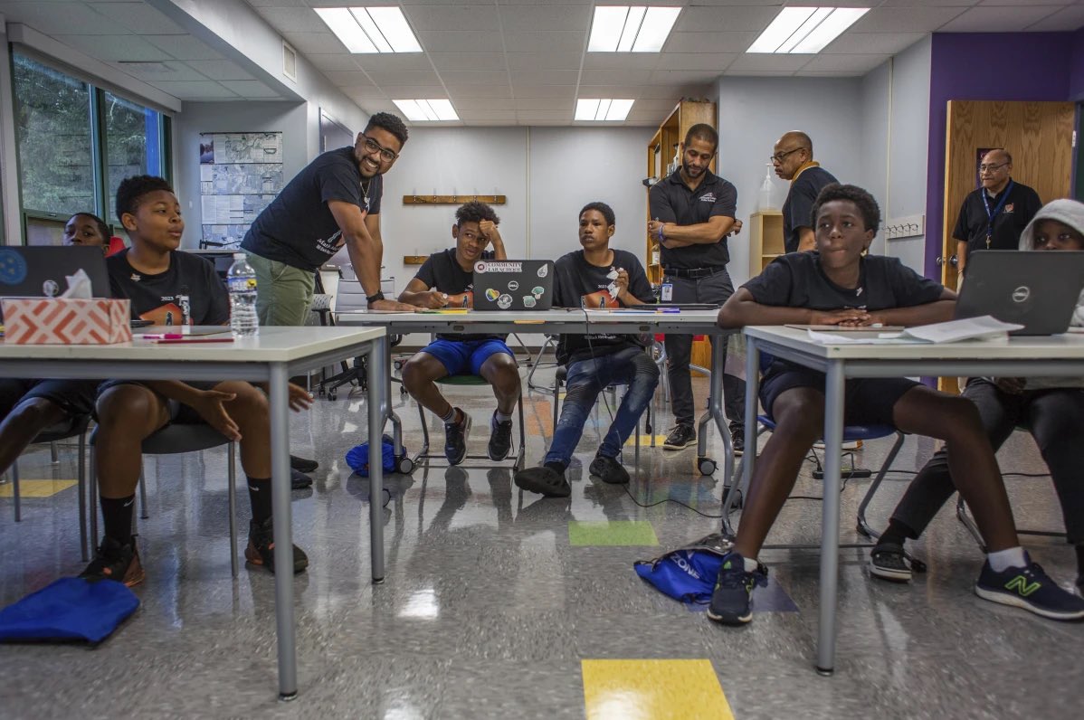 100BlackMen's tweet image. 🔥 Empowering Black Youth: Making Waves in 2023! 💪✨ Our "100 Cuts" program, annual scholarships, and M-Cubed Summer Math Academy are changing lives. Together, we break barriers and pave the way for a brighter future! 🌟🎓 #100BMOA  #EducationMatters #CommunityImpact