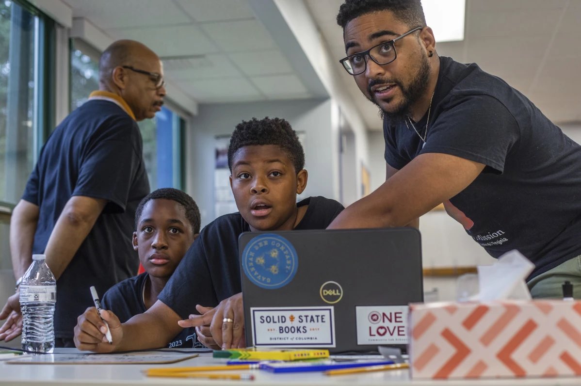 100BlackMen's tweet image. 🔥 Empowering Black Youth: Making Waves in 2023! 💪✨ Our "100 Cuts" program, annual scholarships, and M-Cubed Summer Math Academy are changing lives. Together, we break barriers and pave the way for a brighter future! 🌟🎓 #100BMOA  #EducationMatters #CommunityImpact
