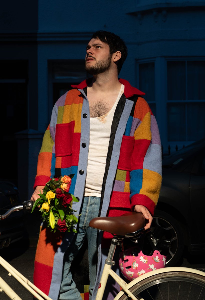 JamesMarriottYT's tweet photo. Romanticise This. My new song. Out now on all streaming platforms! https://t.co/kNU3K11m5F