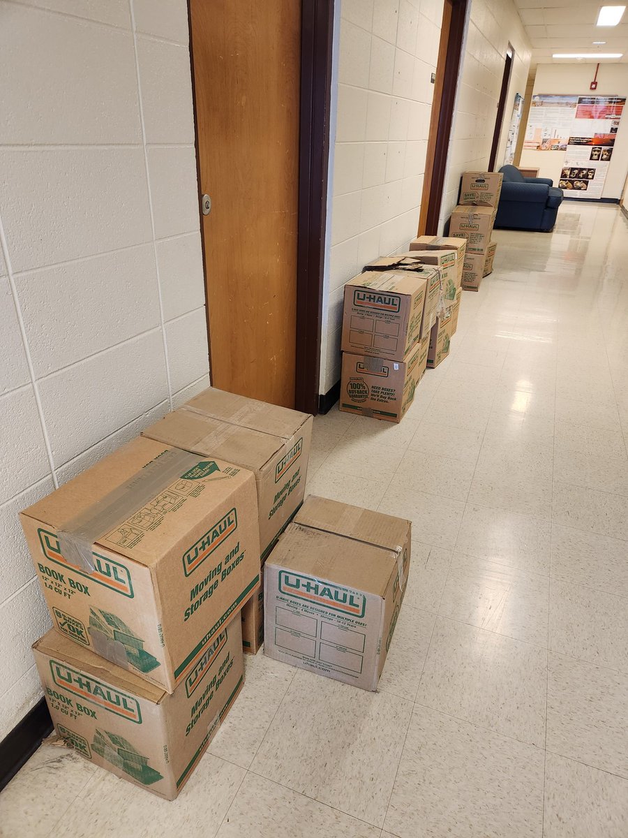 paleoanarcheo's tweet photo. My new job this summer for @CSUAnthGR is to finish unpacking, organizing, and cataloging the amazing collection of books our chair, Mica Glantz, inherited from her advisor Alan Mann into a useable research library space. https://t.co/3kGcDDsOQp