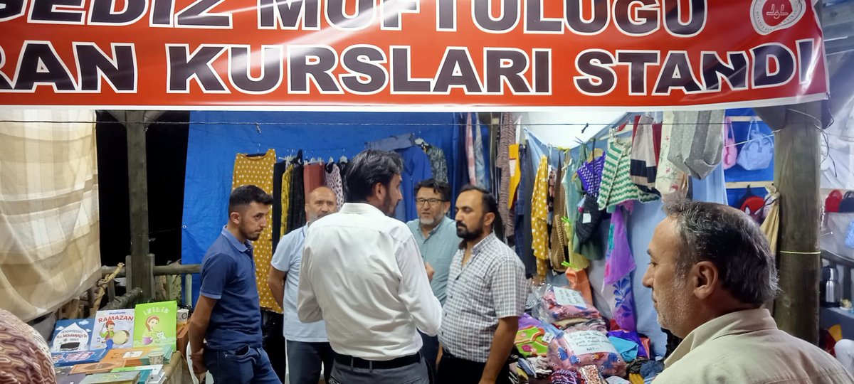 Geleneksel Tarhana Festivalimiz halkımızın yoğun ilgisi ve katılımlarıyla devam ediyor. 

Yönetim Kurulu Üyelerimiz ve Kadın Kolları Başkanımız ile birlikte Festival alanında bulunan esnaflarımızı ziyaret ederek hayırlı işler ve bol kazançlar diledik.
#Gediz #Tarhana #FESTIVAL
