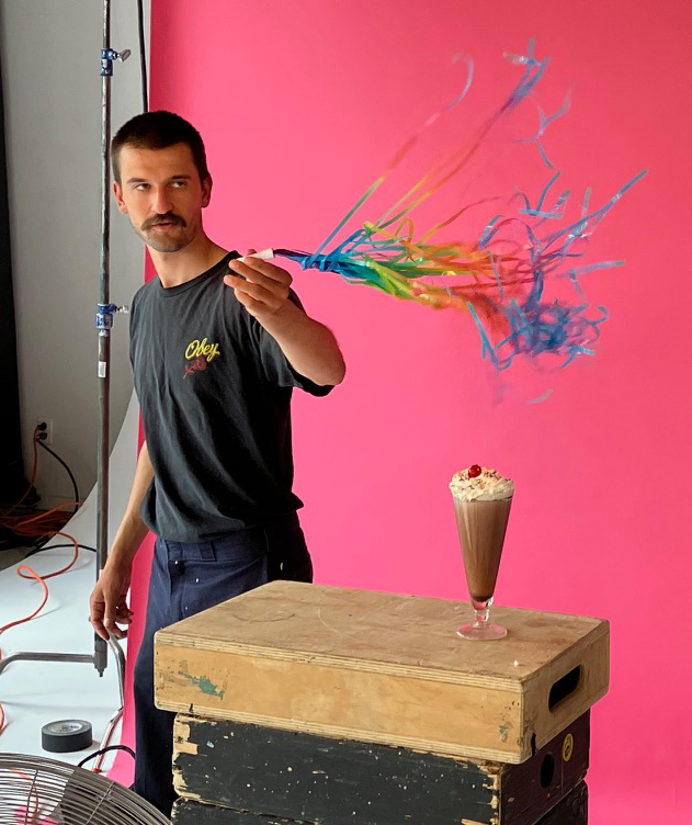 Découvrez l’originalité de notre campagne Montreux Comedy, récipiendaire du prix de la Meilleure Photographie Publicitaire du 2023 Photography, Illustration and Design Annual du magazine Applied Arts !

#Marketing #Creativity #Photography #TeamBiteSize #Art