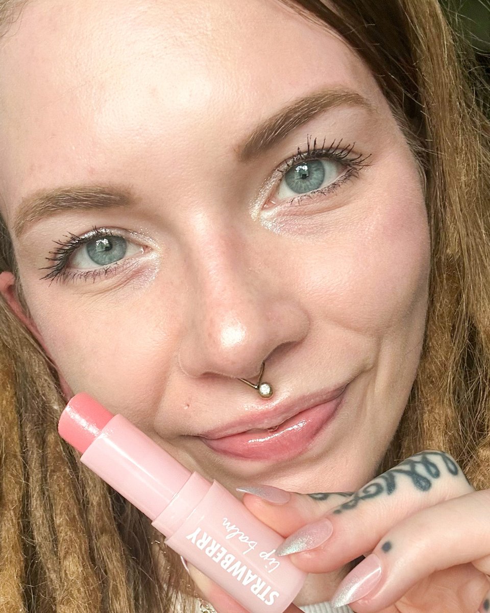 the balm.com 🍓 get bomb looking lips with our super nourishing Strawberry Lip Balm made with strawberry seed oil, shea butter, and vitamin e 💣💋

only $4 right now on colourpop.com 🌈 also available at <a href="/ultabeauty/">Ulta Beauty</a>!

<a href="/prettynbaked_/">‧͙⁺˚*･༓ash☽༓･*˚⁺‧͙</a> #lipcare #lipbalm