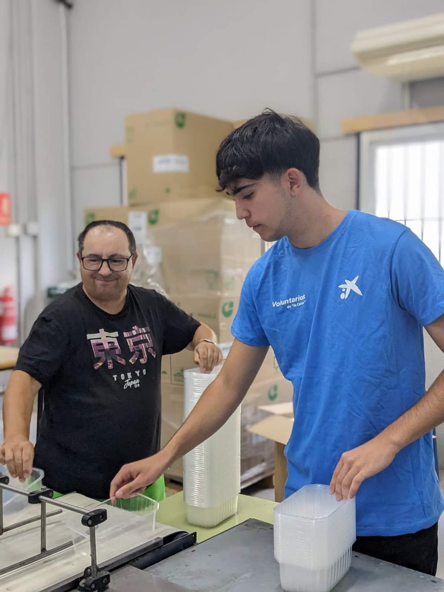 Agradecer a la Asociación Abriendo Puertas - Moguer el gran trabajo que realizan , y orgulloso de mis hijos y sus amigos que una vez más  demuestran que tenemos unos jóvenes estupendo, con inquietudes y comprometidos con la sociedad.<a href="/caixabank/">CaixaBank</a> <a href="/FundlaCaixa/">Fundación ”la Caixa”</a>