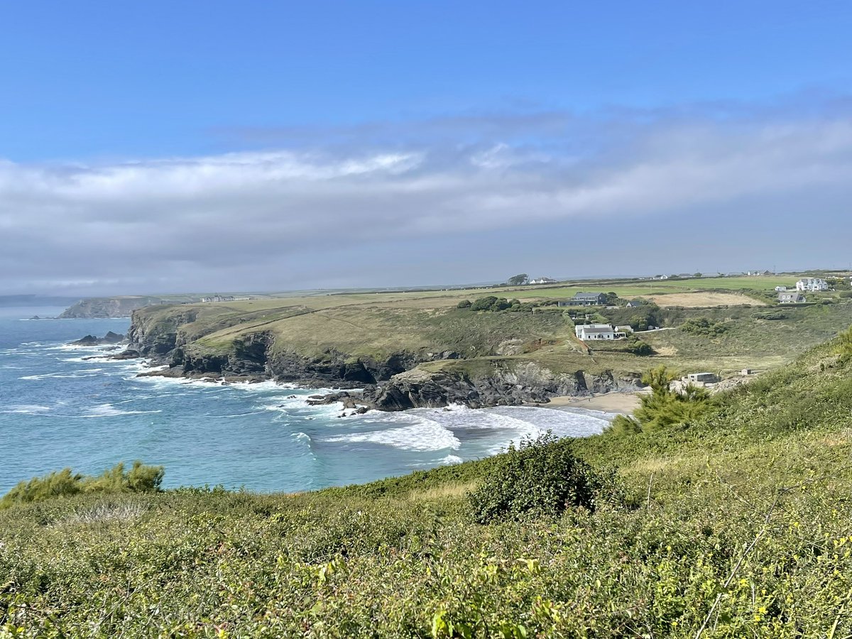 downthecove's tweet photo. The best part of the day π
A few pics along the cliff path from Mullion Cove to Polurrian π
.
#mullioncove #cornwall #polurrian #mullion #cliffpath #swcoastpath #swcoast #coast #sea #bluesky #cliffs #beach https://t.co/RkUYkM2e4e