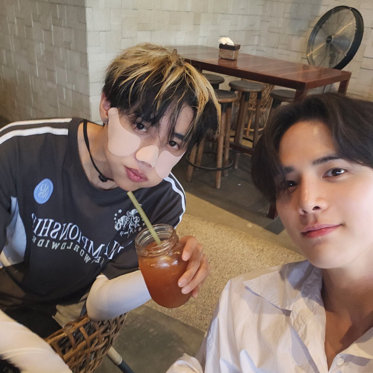 WE_THE_BOYZ's tweet photo. ( 영훈 ) ㅋㅋㅋㅋㅋㅋㅋ 😆 https://t.co/jwXObyCkpO