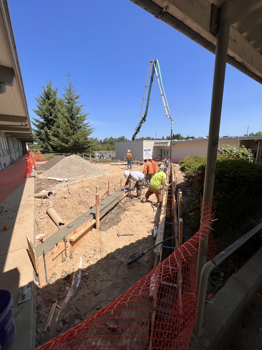 tacomaschools's tweet photo. ADA improvements are in the works at schools across Tacoma this summer.
The former McKinley is getting a new elevator and ramp, while the Prof Dev Center will get new railings, ramps & concrete.
https://t.co/5GEzqoOA9y
#ThankYouVoters #ADAimprovements #TPS #BuildingForAchievement https://t.co/XCVMB3mxYp