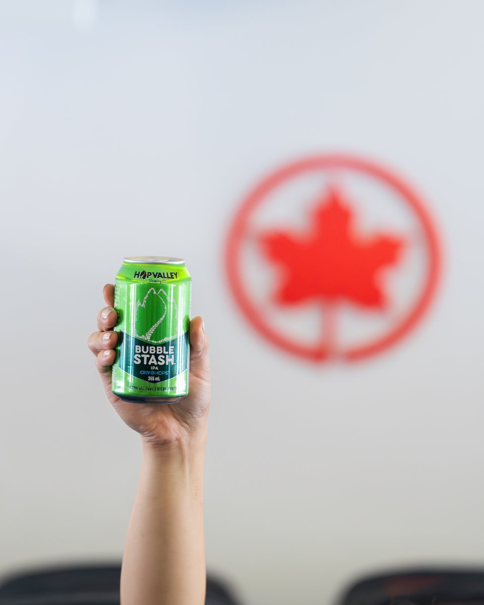 Air Canada tweet media