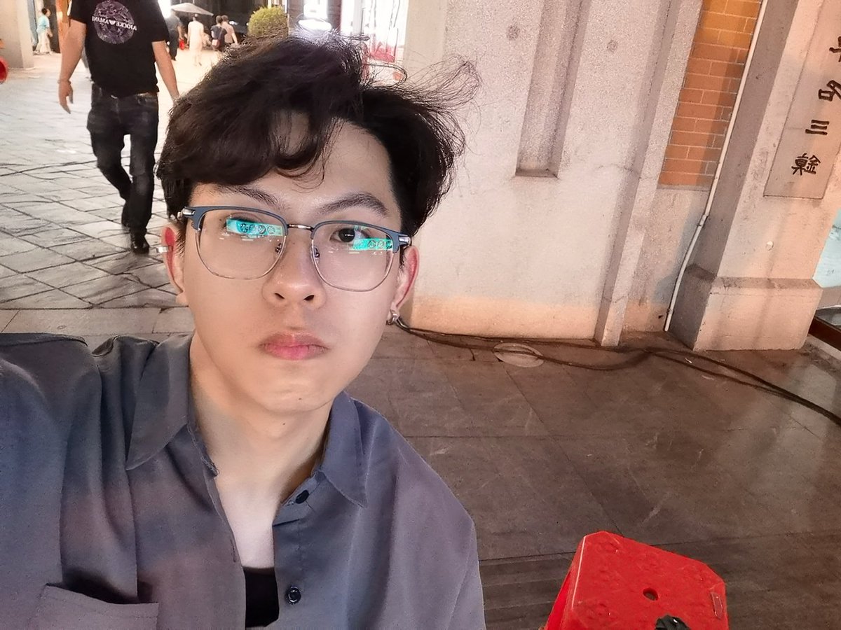 小夏要去上海了 tweet media