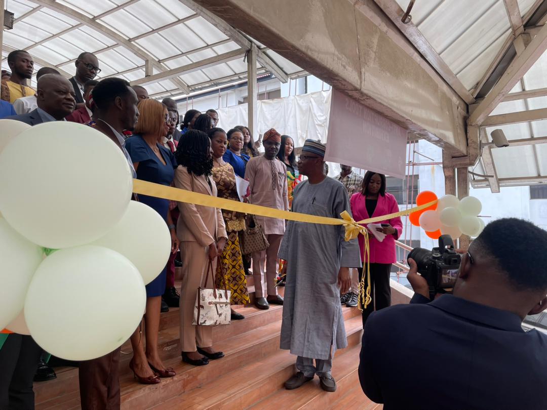 Step_Up_Nigeria's tweet image. See the unveiling of our exhibition booth by Dr. Kole Shettima, Country Director @macfound.

#StepUpNigeriaAt5 #Reportlaunch #AnticorruptionExhibition