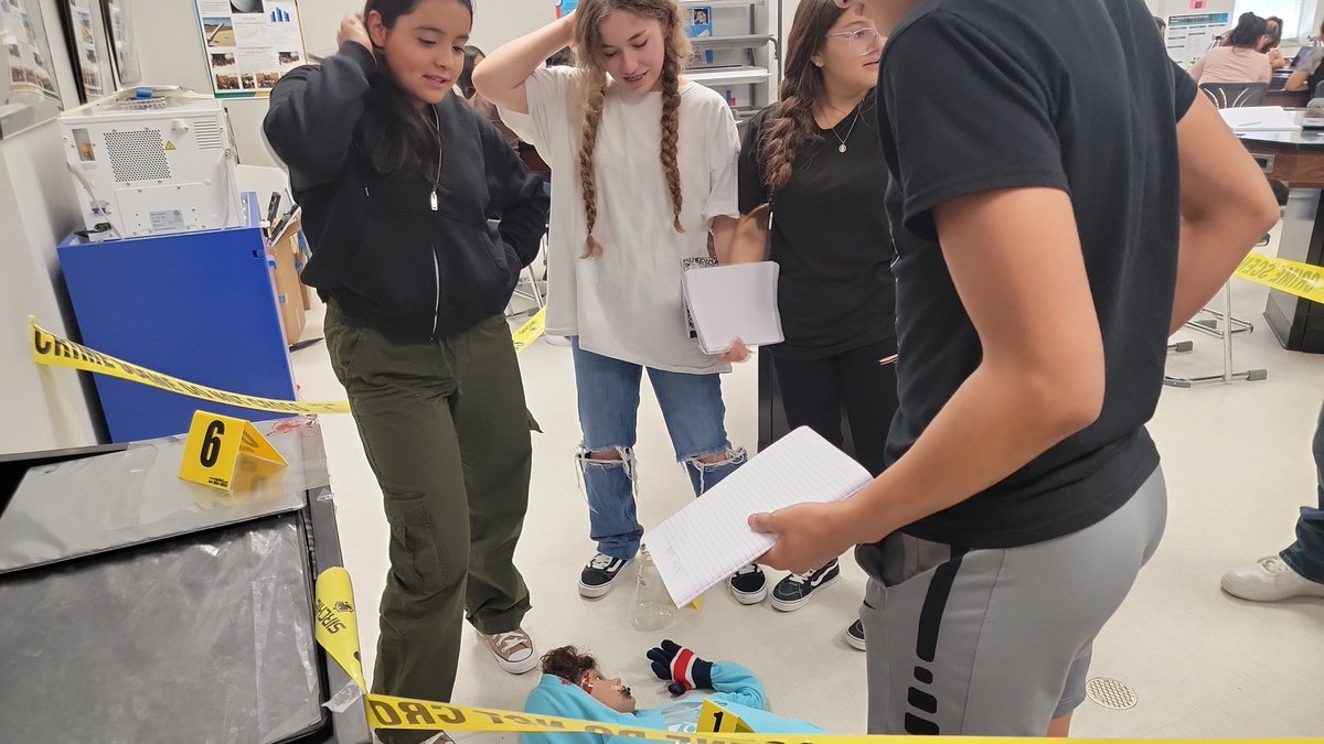 Clint High School STEM tweet media