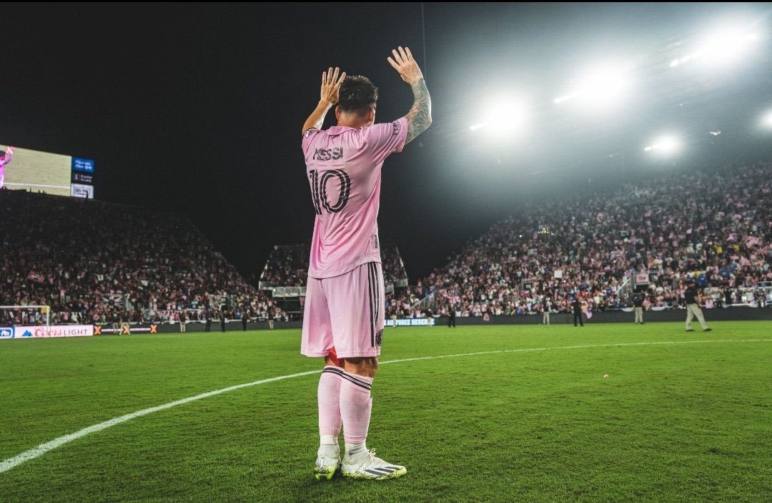 ActvFoot__'s tweet photo. ANNONCE OFFICIEL 📢 

Lionel Messi devient le meilleur buteur de l’histoire de la MLS

Et tout ça en seulement 2 matchs!!

Félicitations a ce lutin 🍀 https://t.co/MEGG87zAKK