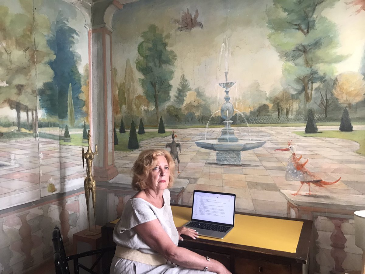 LouiseBurfDons's tweet photo. My writing nook in a chateau in #lePuyEnVelay #AuthorsLife #France #InternationalIntrigue #Spyfiction https://t.co/QETw5PTopJ