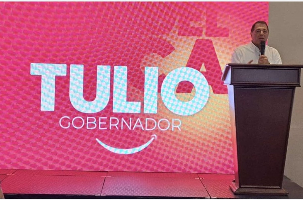 HoyNoticias2's tweet photo. @PartidoVerdeCoL coavala a Tulio Gómez a la gobernación del Valle. @DuvalierSanchez pide al @PactoHisterico_ unirse a esta campaña para derrotar a @DilianFrancisca. 

Es de recordar q @FerneyLozanoC es el actual candidato del Pacto. https://t.co/6id0Adqk5e