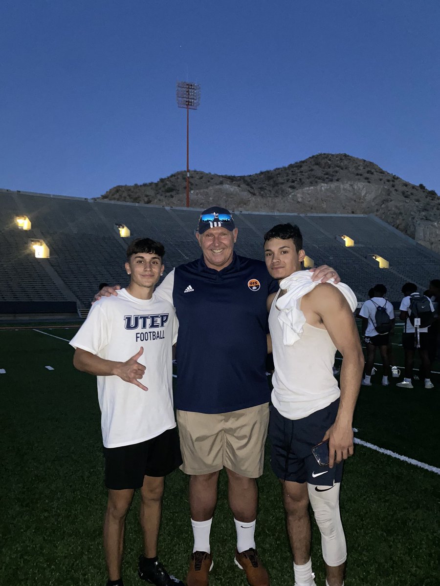 blancojude13's tweet photo. Had a great time at the @UTEPFB camp !! did my thing and learned a lot thank you @CoachDimelUTEP @CoachAaronPrice for the opportunity and camp @UTEPRecruiting @coachjimmygonzo @Coach_Veliz @JMHanksHigh https://t.co/wzRAblCLrG