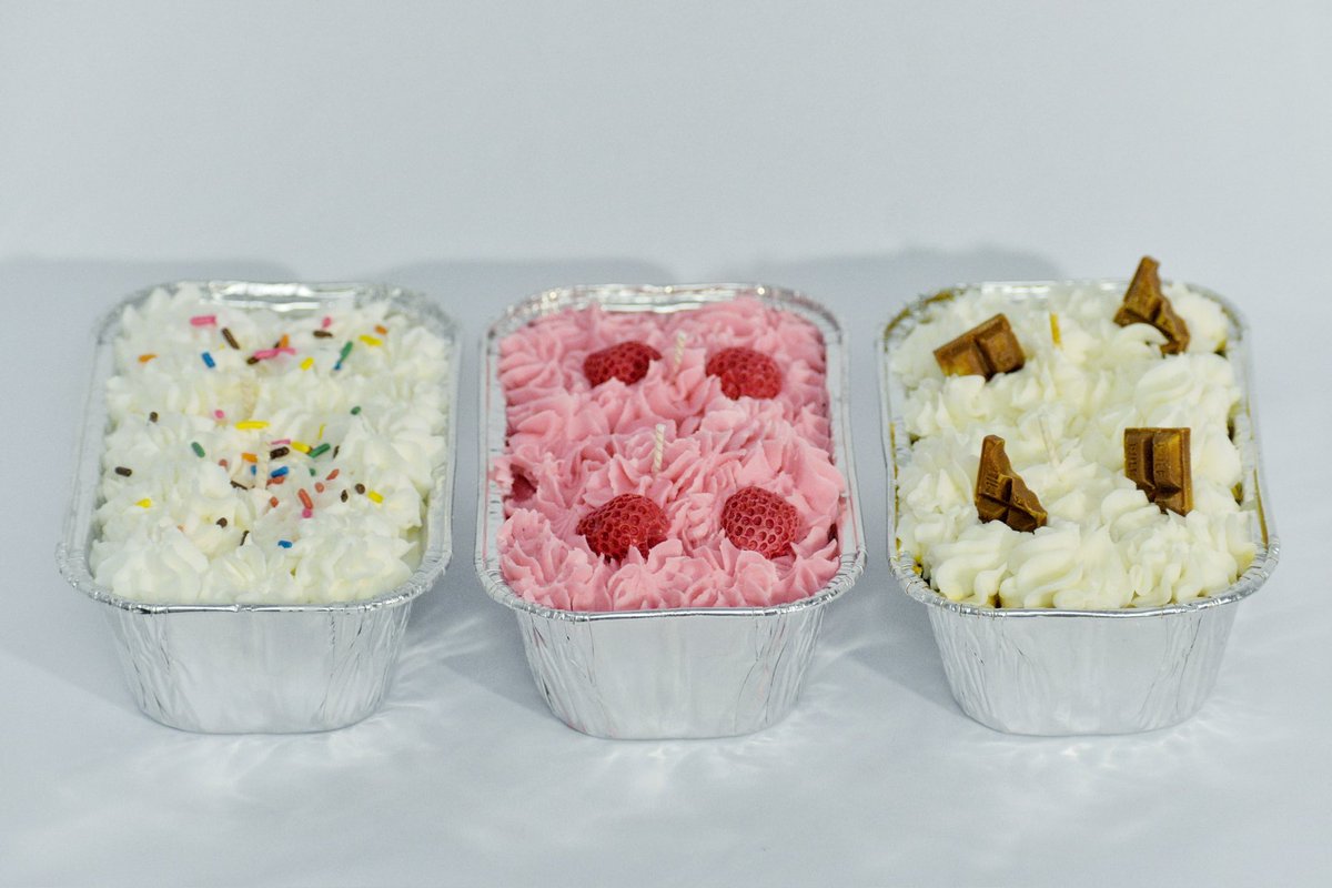 CandlesWstyle's tweet photo. Dessert candles are now available! 

-Short Stuff (Strawberry shortcake)
-Sweet Tooth (Milk chocolate)
-Celebration Time! (Birthday cake) 

Dm for more information! 
Please RT this post 😊🕯️ https://t.co/6UwmRgAjPv