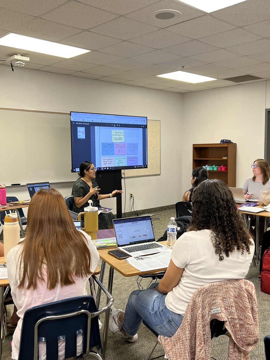 Katie Carroll tweet media