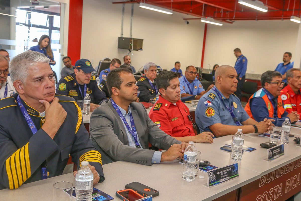 Esta semana se realiza el XIV Encuentro de Directores de Bomberos de la Unión de Ciudades Capitales de Iberoamérica @ucci_iberoamerica con el objetivo de promover acciones de cuerpos de bomberos se adapten a una realidad cambiante, ante los efectos del cambio climático #SJOVive