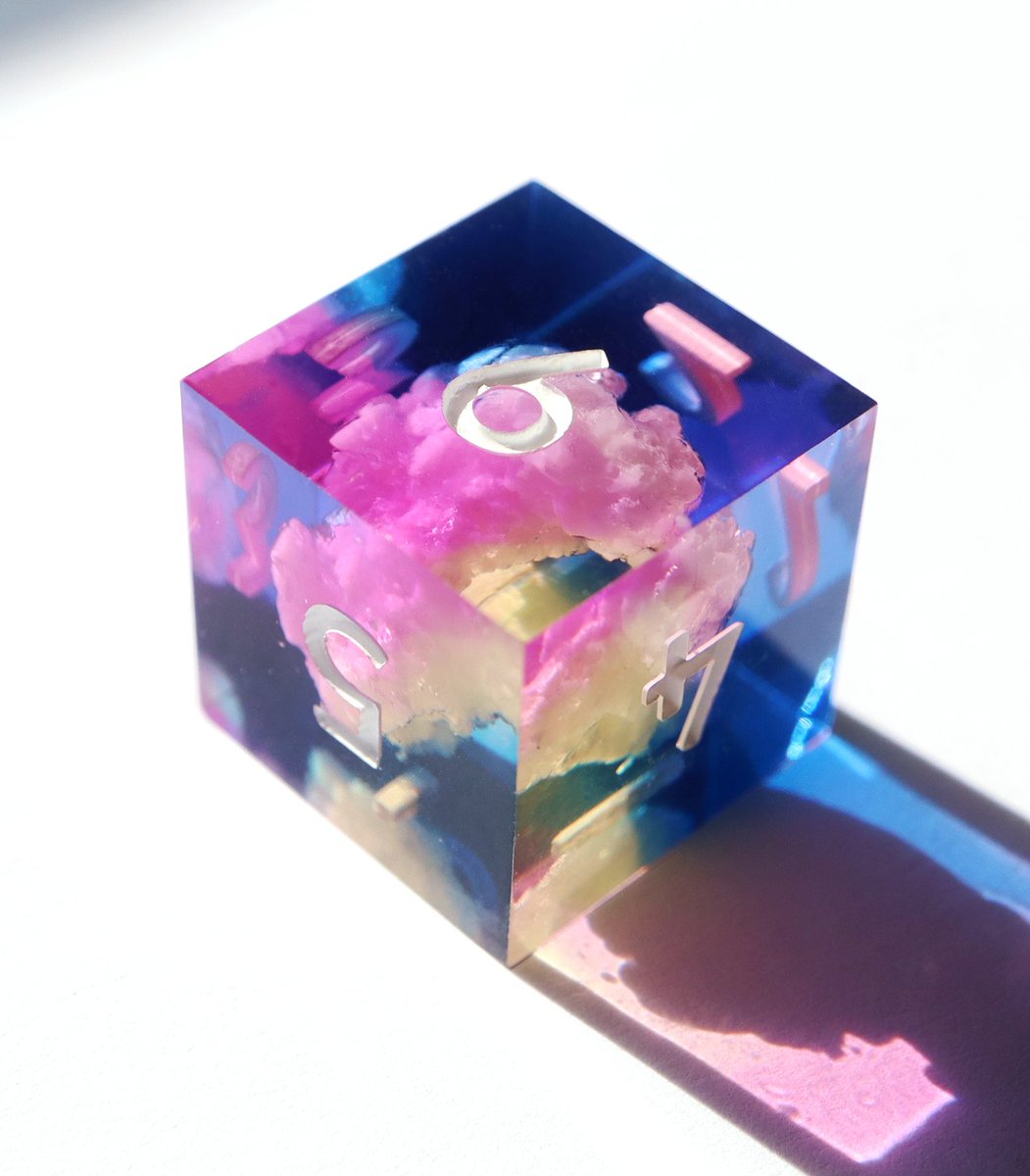 EVERYTHINGDICE's tweet photo. Here are some additional detail photos showing off the color shift on the Air Ashari dice set for Critical Role! ☁️🎲✨ You can get this set HERE: https://t.co/Wq4NHHczFj ✨ #CriticalRole #dice https://t.co/hVNSTjPd2V