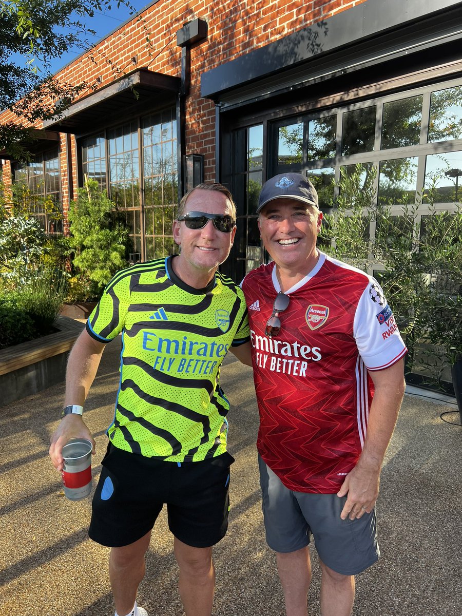 KitKat 🥃 Arsenal tweet media