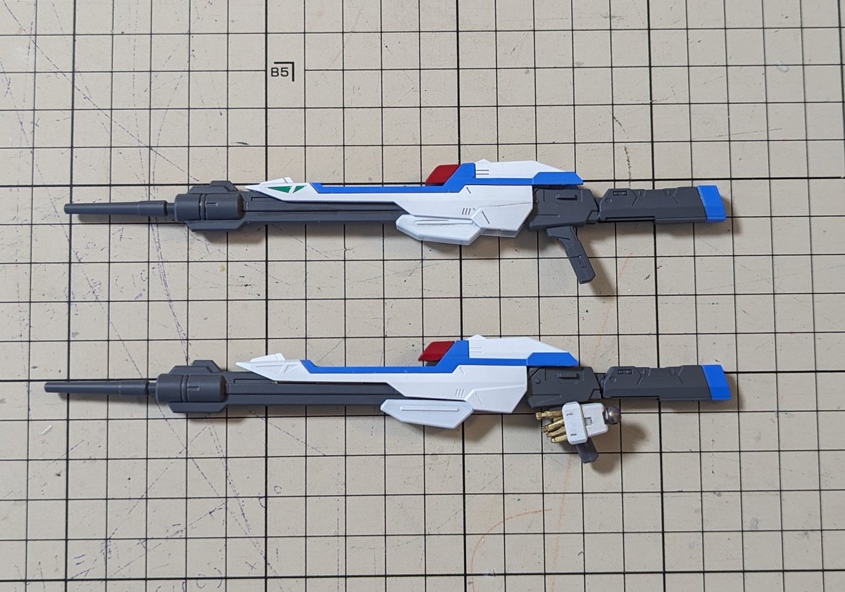 オリジナルの連結ライフル2個目が完成しました 左手用はヒンジ可動で