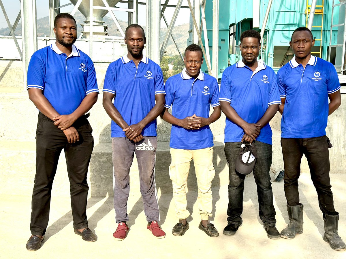 IMachinesUganda's tweet photo. Desiring to enter into manufacturing, let ‘Industrial Machines Uganda’ be your supporting partner on this journey.
We undertake Turnkey projects. We supply machinery, install and commission factories.
WhatsApp: +256 773 723557
#nbsfrontline #Mbidde #NBSFrontline #Martha https://t.co/N5tEYxSPnN