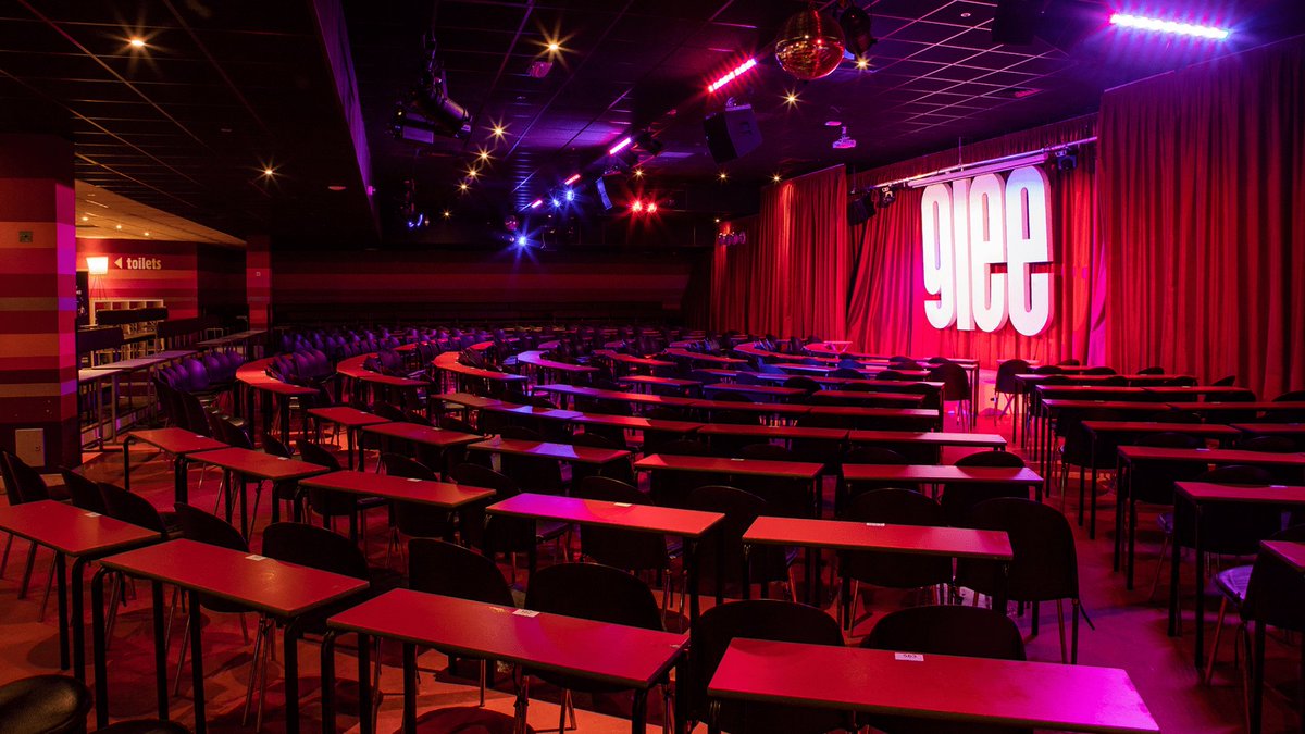 a_tweety_bird's tweet photo. Well that was a gig tonight @GleeClubCardiff
It was right on the edge.
If you enjoyed it and would like to see me on tour.
Dates and tickets are at my website https://t.co/ZQFmGalPZg
#cardiff #cardiffbay #cardiffnightlife #gleeclub #comedy #standupcomedy #tour https://t.co/LFMl1bQxRv