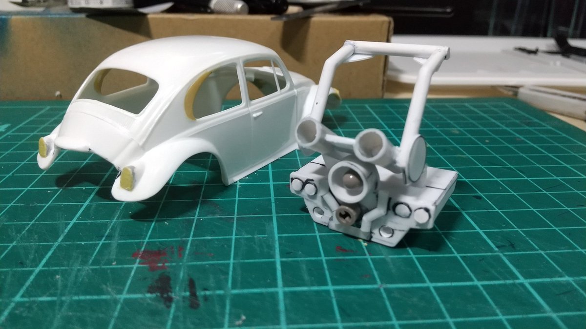 DocraftRc's tweet photo. エンジン作った。四駆なのでモンスタービートルトレイル風にします。
#monsterbeetle #ワイルドミニ四駆 #モンスタービートル https://t.co/QC0jUbtxPI