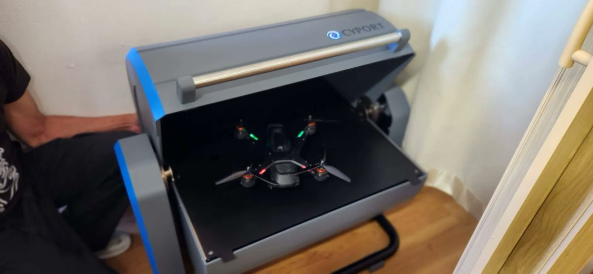 DroneUAV_School's tweet image. 国際ドローン展 2023 に弊社の商品が出展中です！

自動離着陸用ドローンポート
＆
自動白線引き車両型ドローン

先端ロボティクス財団様横、Autonomy様のブースに展示されています
cyport.co.jp/works/detail/2…

#pixhawk #ardupilot #展示会 #ドローン #無人航空機 #点検 #警備 #スマート農業