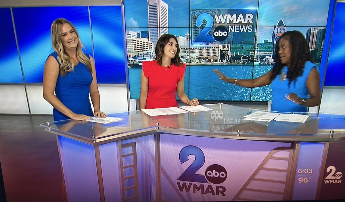 cbkmediamgt's tweet photo. Look who made her @WMAR2News on-air debut this evening….that is client @ElizWorthNews and she did a fantastic job. Elizabeth is a great addition to the Baltimore television news market.
#BaltimoreTVNews
#ABCBaltimore
#WMAR
#NewsReporter
#TeamCBK https://t.co/S4yWkL1LeE