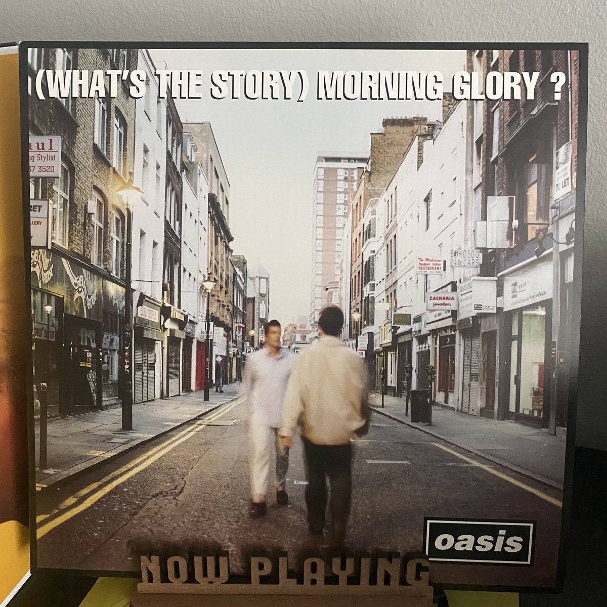 DelanyJeff's tweet photo. Now Listening:

(What’s the Story) Morning Glory?
Oasis
Label: Creation
Released: October 2, 1995

Their second album features a bigger sound with a wider range of instruments. It’s a peek into “what was” and unfortunately “what could’ve been” for a lot of fans. https://t.co/zvPc3osear