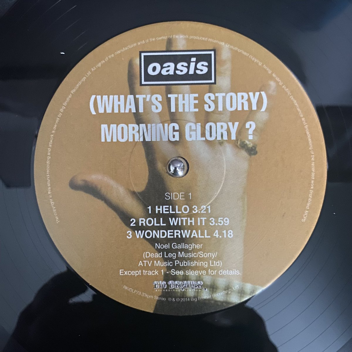 DelanyJeff's tweet photo. It was the height of the Britpop movement and the height of global success for Oasis.

#recordoftheday #vinylcollection #music #nowlistening #coverart #albumart #instavinyl #recordcollection #nowspinning #vinylcollection #nowspinningonvinyl https://t.co/JmyeBoQece
