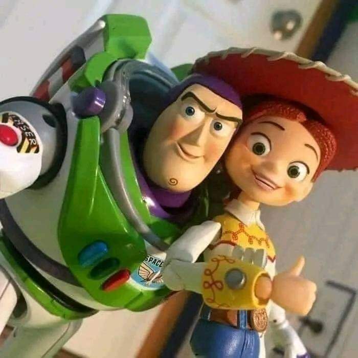 iSweethearts's tweet photo. Contigo, hasta el infinito y más allá 💙 https://t.co/Y8DbzOnX94