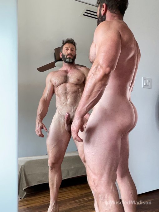 Mirror image. https://t.co/UF4UQkjYJN