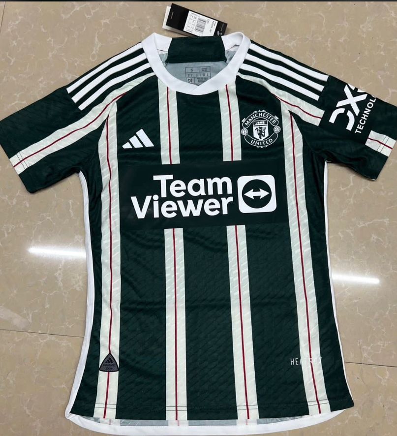 KingJersey_ug's tweet photo. @GloriaHindu @Opejo32 Hey I got you. But here is the official account👉🏽 @KingJersey_ug https://t.co/lch0aXxHFk