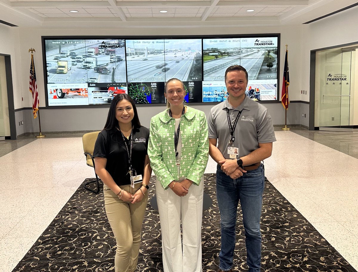 houstontranstar's tweet photo. Happy #NationalInternDay! We want to give a shoutout to our awesome summer intern, Darby Vrba! 🥳

We're grateful for her hard work the past few months performing essential communications tasks! Thank you @HireHOUYouth for setting up such a great opportunity for young students. https://t.co/SvfCR6UTkG