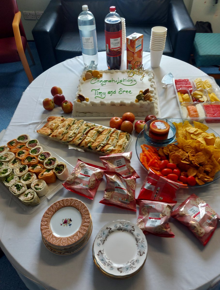 J3J4_SRIDU_MFT's tweet photo. SRIDU wishes all the very best to Staff Nurse Timy & Nursing Assistant Sree as our #IDFamily celebrated their baby shower! 🎊🎉🎈🎉🎊 @kirstie_weeks @MrsHMR83 https://t.co/1mRzlquaIe