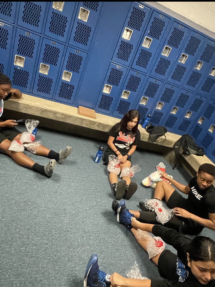 LadyLoboHoopz's tweet photo. LadyLoboHoopz Summer Camp has come to an end!!

Tremendous growth took place within these three weeks!!

What I’m most happy about is those that followed through on the commitment &amp; the bond that you all created!!

You did it ladies!! You survived LadyLoboHoopz Summer Camp 2k23! https://t.co/417Sni0JUP