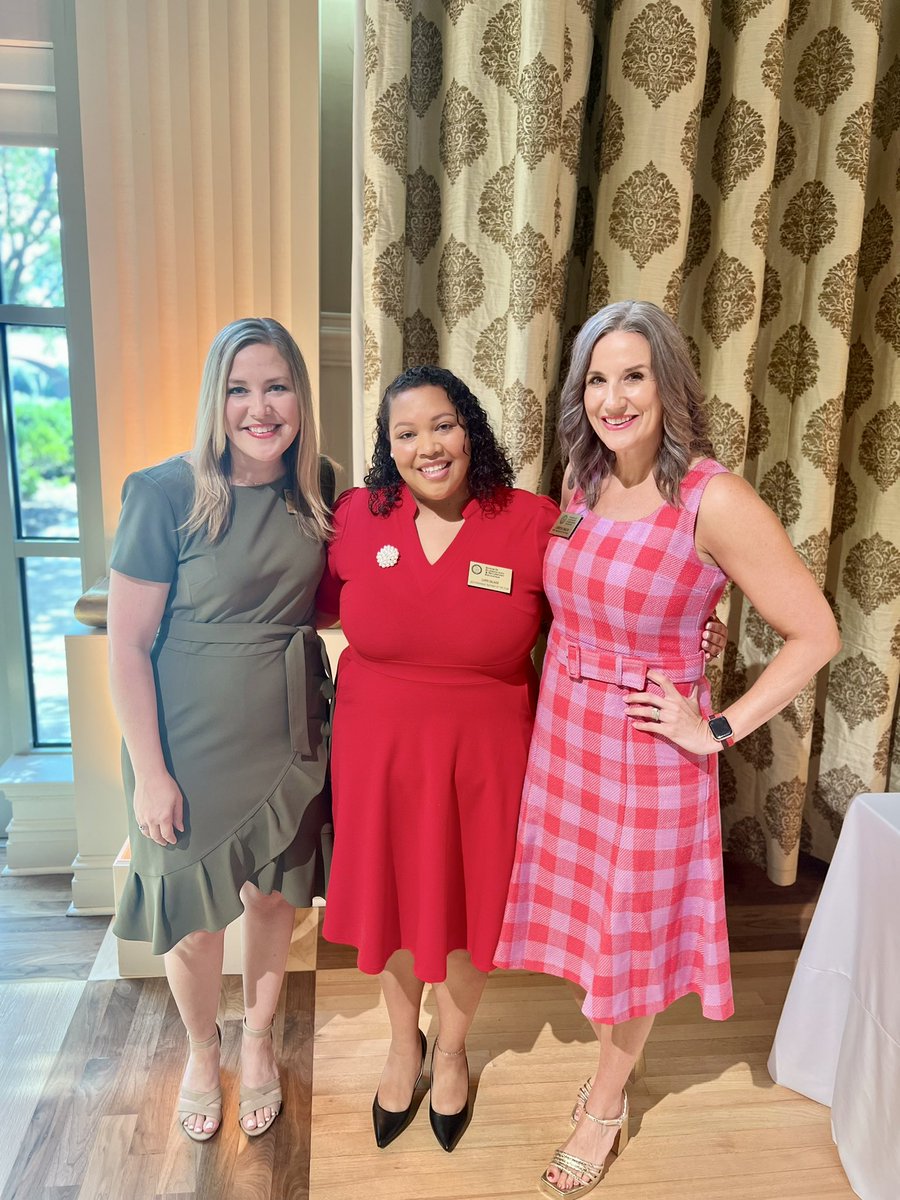 JessicaSaum's tweet photo. It was a beautiful morning celebrating the regional finalists for the 2024 #Arkansas Teacher of the Year at the Governor’s Mansion in Little Rock! Thank you to @ArkansasEd and @SarahHuckabee for hosting this lovely event and celebrating these amazing educators. #ATOY #Teacher https://t.co/kCUCD4Xv5H