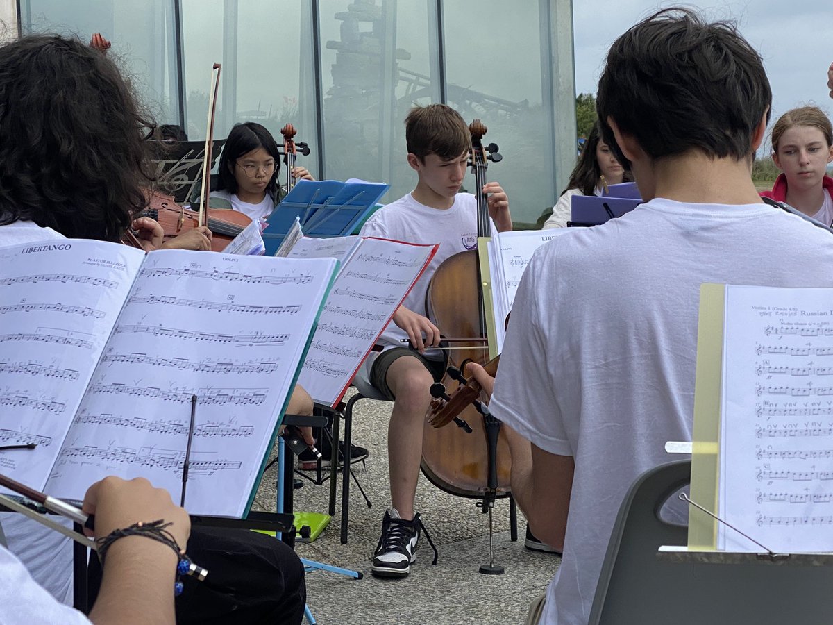 Beat_orguk's tweet photo. Day Four 🇫🇷
Some history, our last concert, and a birthday 🎂
All we have to do now is pack….
#NormandyTour2023 #ThisIsBEAT https://t.co/REWvGPngOV