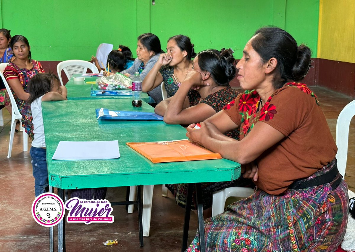 AGIMSsanjuansac's tweet photo. #FormaciónPolítica y económica, temas necesarias en nuestro diario vivir y #Agims facilita talleres a mujeres de diferentes comunidades.
Estos temas nos acerca a la realidad del país, porque no es normal que la canasta básica esté cada vez mas cara
#PorUnaVidaLibreDeViolencias https://t.co/lBRUimYABA