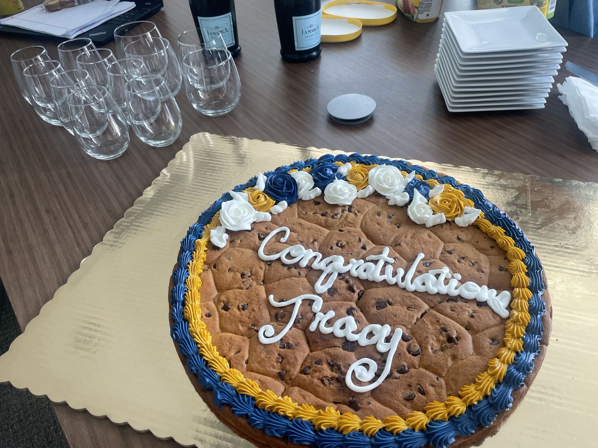 TradeMarkPropNC's tweet image. Congratulations Tracy Wiggins! She passed her last test to earn her AAS in Business Administration. We are incredibly proud of you and your relentless pursuit of excellence! Join us in celebrating this fantastic achievement! 

#PursuingExcellence #Graduate #AchievingGoals