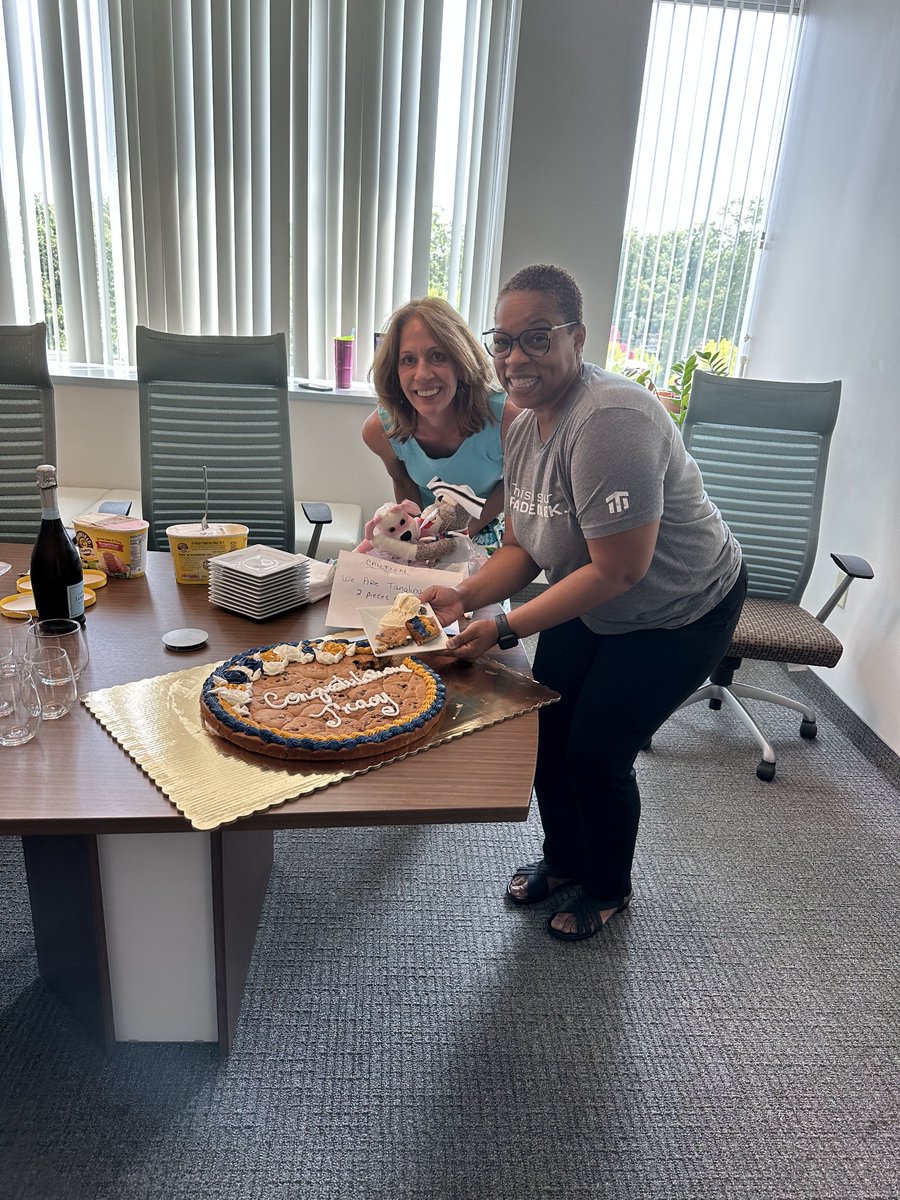 TradeMarkPropNC's tweet image. Congratulations Tracy Wiggins! She passed her last test to earn her AAS in Business Administration. We are incredibly proud of you and your relentless pursuit of excellence! Join us in celebrating this fantastic achievement! 

#PursuingExcellence #Graduate #AchievingGoals
