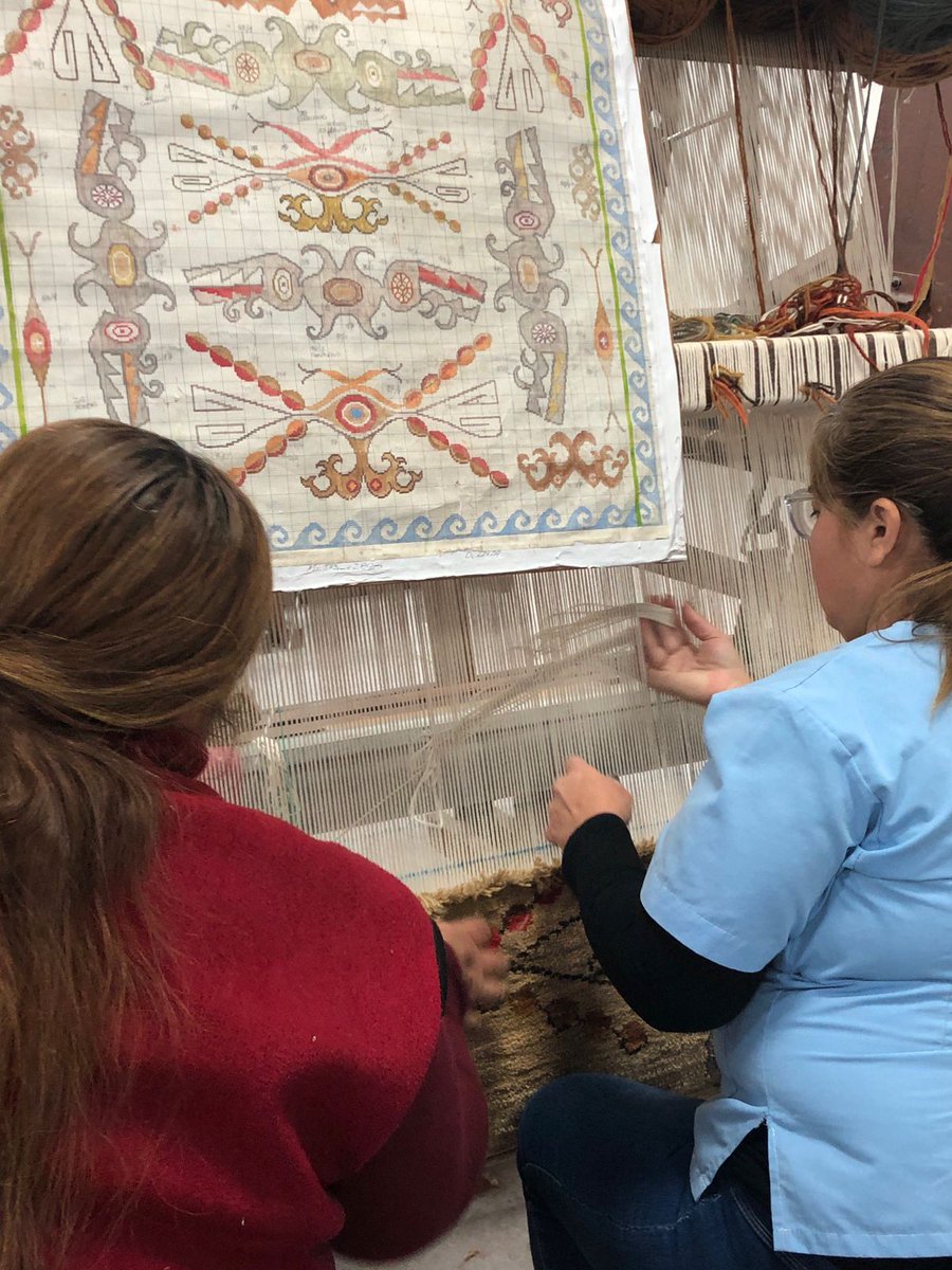 SuperaccionA's tweet photo. Nos inspiramos estos últimos días al recorrer Catamarca, y tuvimos una tarde soñada de colores, texturas, trabajo de primera calidad y candor en Alfombras Catamarca 
Se vienen cosas... https://t.co/GUnR4PmvKD