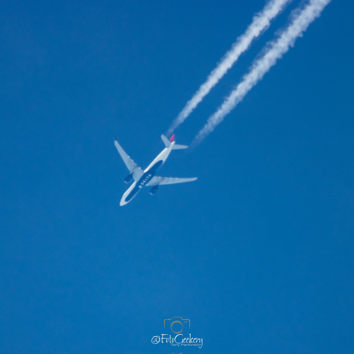FotoGeekery's tweet photo. @aviationclubnet https://t.co/ONBgublmev