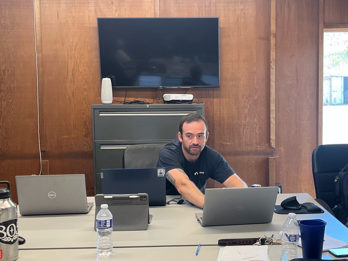 We know California PM Joey Pello is a multitasking master, but this might be pushing it. 📸 by Brian Lucchesi. #clearwater #bestteam #watertreatment #officeshenanigans