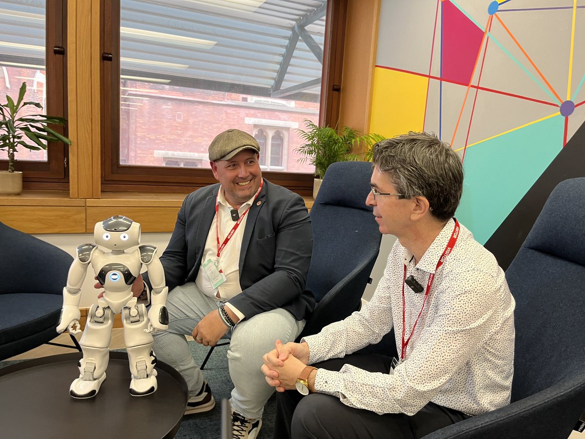 UoM Cognitive Robotics Lab (@corolab_uom) on Twitter photo Today Professor Cangelosi and Nao had a lovely chat on Robotics and AI with Philip Baglini from London ONE Radio at The Alan Turing Institute.
The full interview will be out on <a href="/LondonOneRadio/">LondonOneRadio</a> <a href="/turinginst/">The Alan Turing Institute</a> Today Professor Cangelosi and Nao had a lovely chat on Robotics and AI with Philip Baglini from London ONE Radio at The Alan Turing Institute.
The full interview will be out on <a href="/LondonOneRadio/">LondonOneRadio</a> <a href="/turinginst/">The Alan Turing Institute</a>
