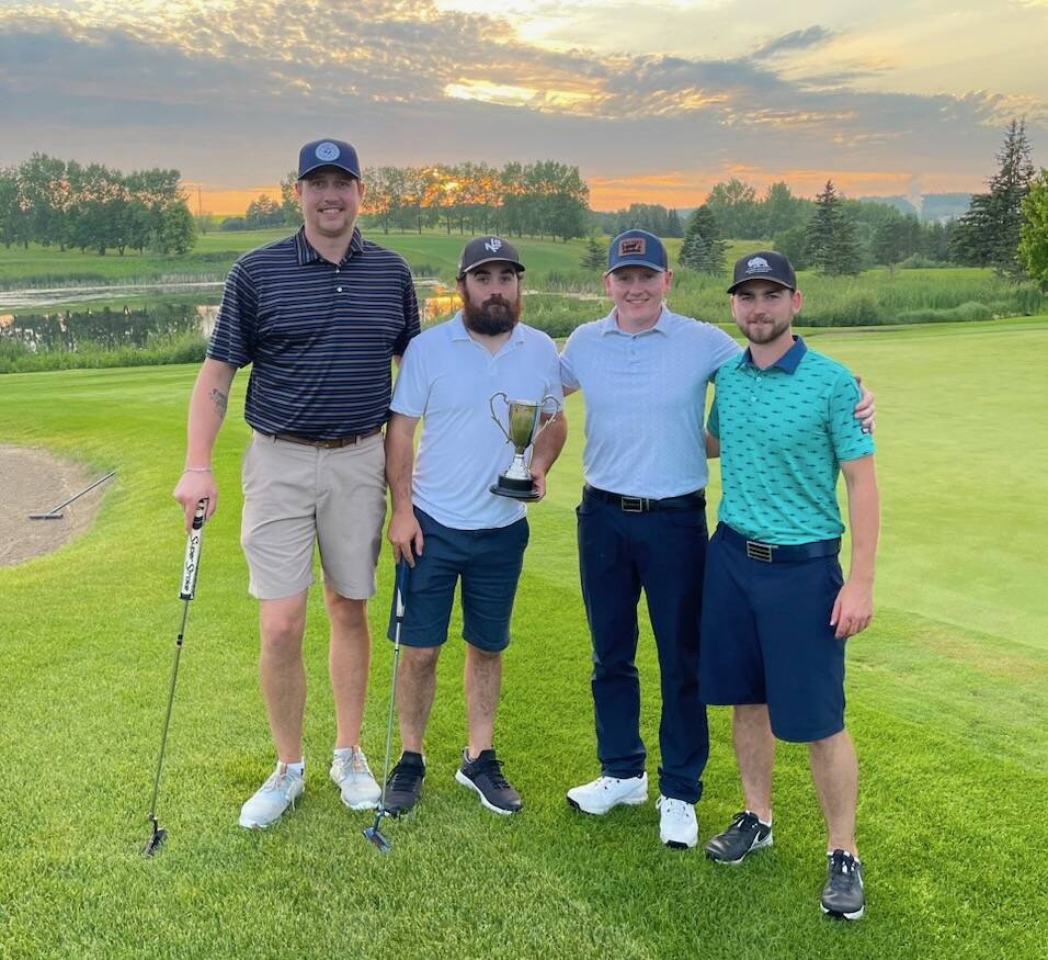 thebrandonsun's tweet photo. The Carberry Sandhills Golf Club defended their Prairie Mountain Golf League title as the sun set on Minnedosa Golf and Country Club Tuesday night. The inaugural champs dominated Neepawa Golf and Country Club 5.5-0.5 to reclaim the title. https://t.co/e4fOXfm1KO  #bdnmb https://t.co/yp4Ne8aJYz