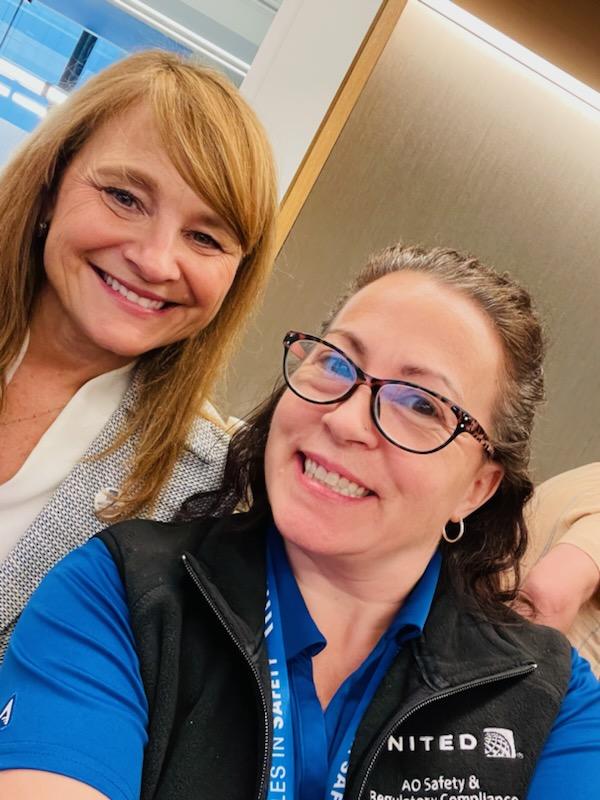 TamaraVince96's tweet photo. Michielle Sego-Johnson and Kate Gebo, Thank you for taking the time today to speak at the #uIMPACT event!! #Voices #WomanOfUnited #UnitedAirlines #thankyou #LeadershipMatters @united @kategebo @KristenFiore3 @michielle_ua https://t.co/nRFQpAVBkt
