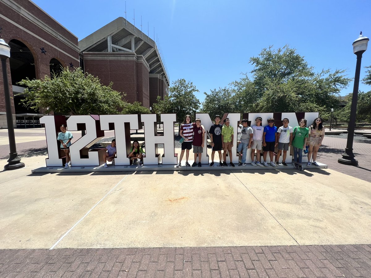 That’s a wrap on our Summer Adventure’s at Texas A&M. We learned lots of science from the best in the industry! 🔬🧬Thank you…@SoonmiLim @TAMUArtSci @TAMUChemistry @TAMUBCBP @TAMUPhysAstr